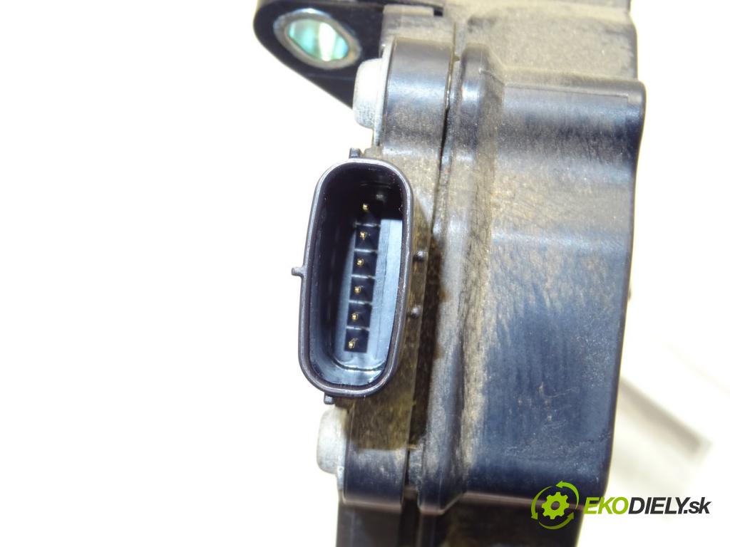 TOYOTA LAND CRUISER 200 (_J2_) 2007 - 2022    5.7 V8 (URJ200) 280 kW [381 KM] benzyna 2008 - 202  Potenciometer plynového pedálu 78110-60020 (Pedále)