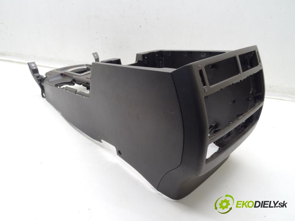 TOYOTA LAND CRUISER 200 (_J2_) 2007 - 2022    5.7 V8 (URJ200) 280 kW [381 KM] benzyna 2008 - 202  Tunel stredový  (Stredový tunel / panel)