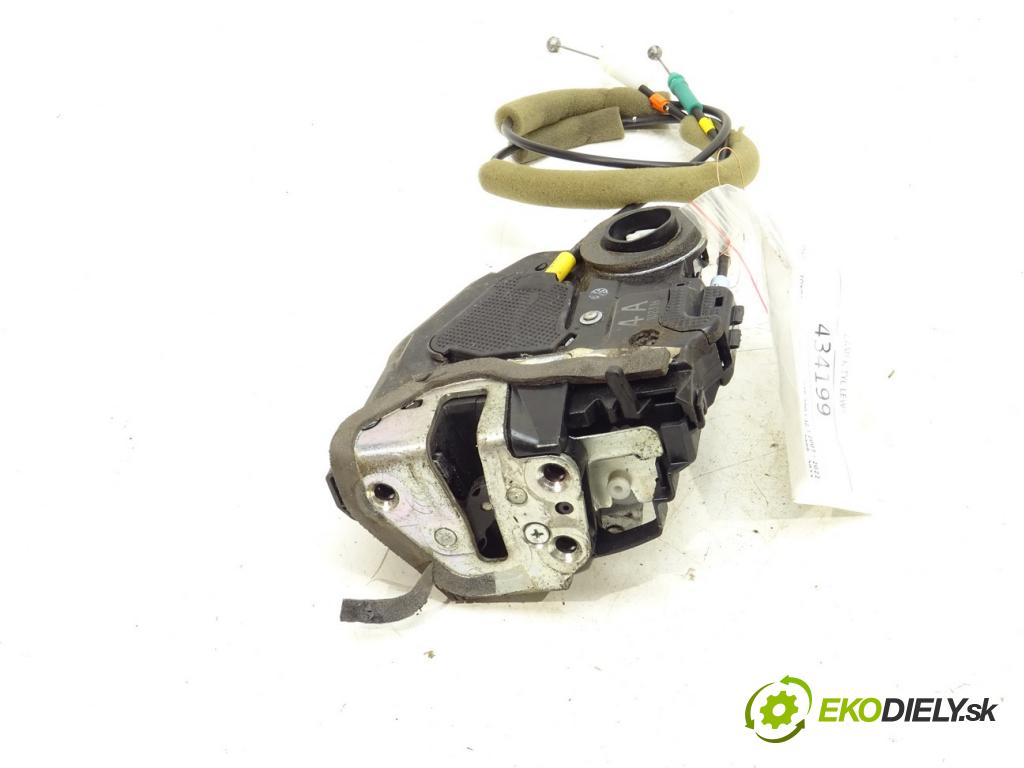 TOYOTA LAND CRUISER 200 (_J2_) 2007 - 2022    5.7 V8 (URJ200) 280 kW [381 KM] benzyna 2008 - 202  zámok zadní část levý 