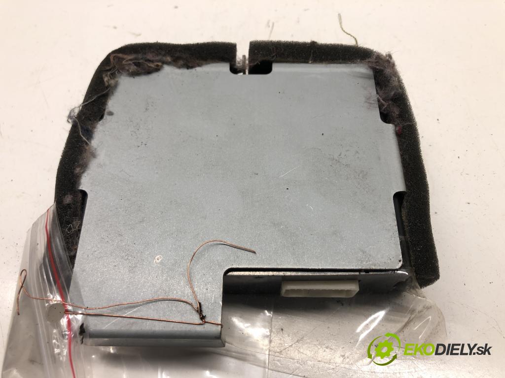 TOYOTA LAND CRUISER 200 (_J2_) 2007 - 2022    5.7 V8 (URJ200) 280 kW [381 KM] benzyna 2008 - 202  ŠTARTÉR: ECU 08190-42830