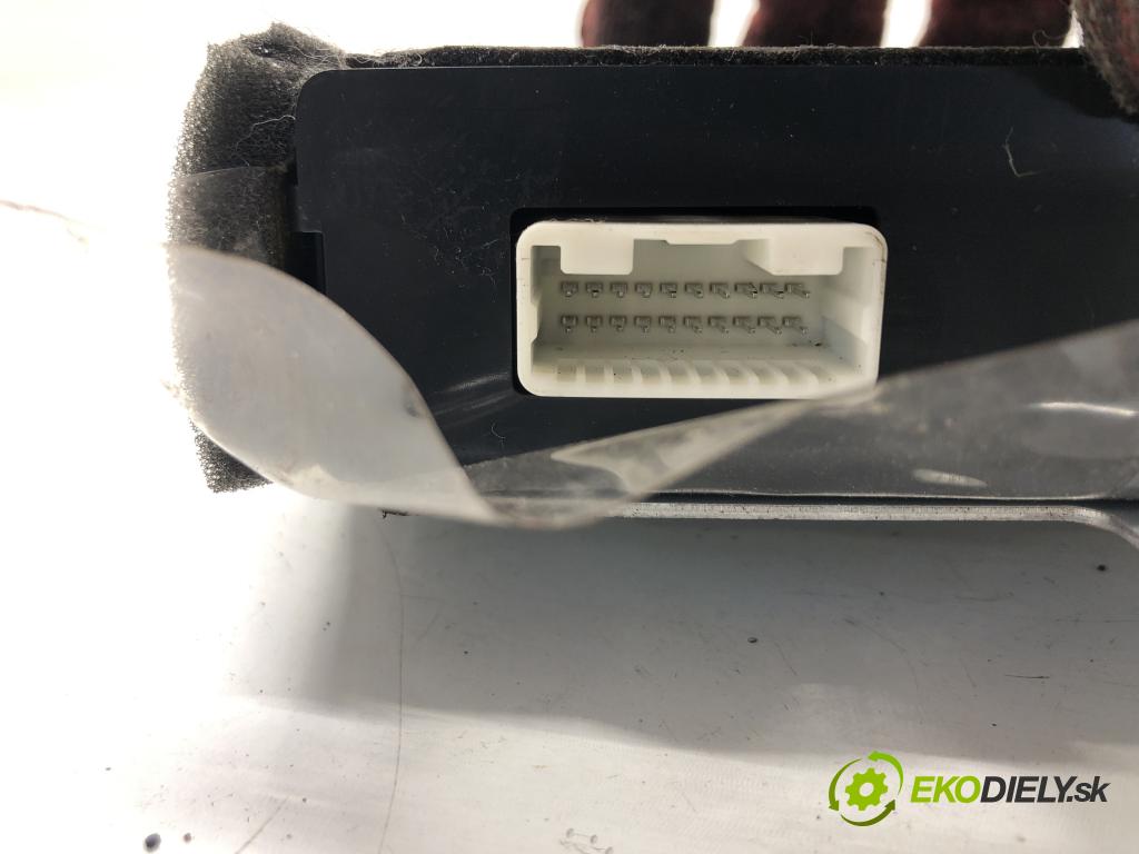 TOYOTA LAND CRUISER 200 (_J2_) 2007 - 2022    5.7 V8 (URJ200) 280 kW [381 KM] benzyna 2008 - 202  ŠTARTÉR: ECU 08190-42830