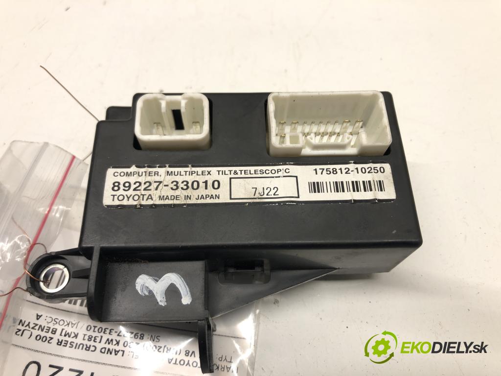 TOYOTA LAND CRUISER 200 (_J2_) 2007 - 2022    5.7 V8 (URJ200) 280 kW [381 KM] benzyna 2008 - 202  Modul 89227-33010 (Ostatné)