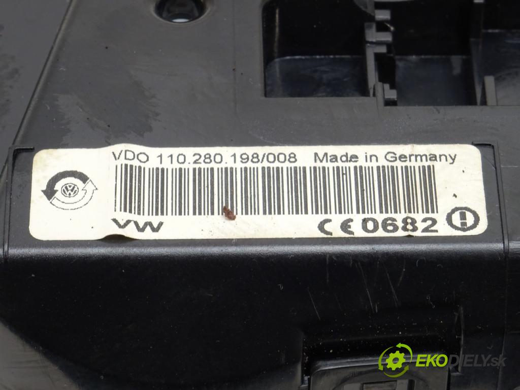 VW PASSAT B5.5 Variant (3B6) 2000 - 2005    1.9 TDI 74 kW [101 KM] olej napędowy 2000 - 2005  prístrojovka 3B0920829AX (Přístrojové desky, displeje)