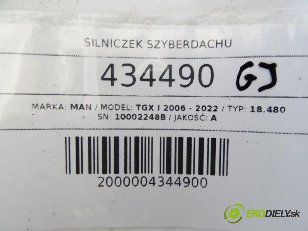 MAN TGX I 2006 - 2022    18.480  Motorček strešného okna 10002248B (Motorčeky ovládania strešného okna)