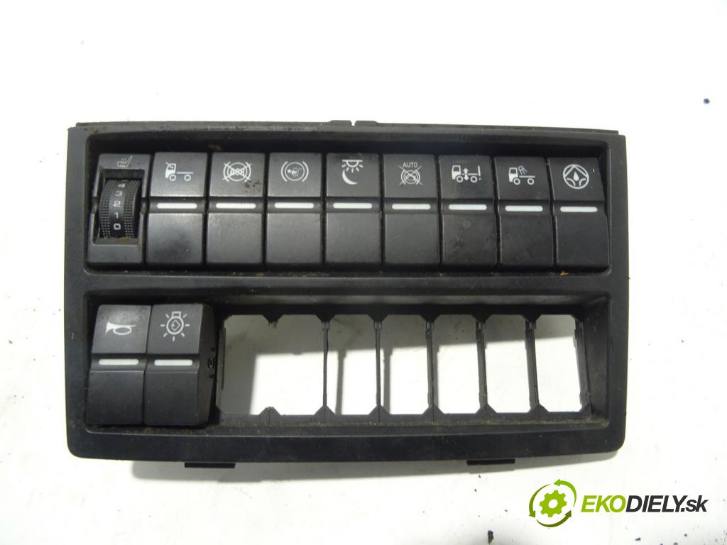 MAN TGX I 2006 - 2022    18.480  Panel prepínačov 81.61710.0031 (Prepínače, spínače, tlačidlá a ovládače kúrenia)