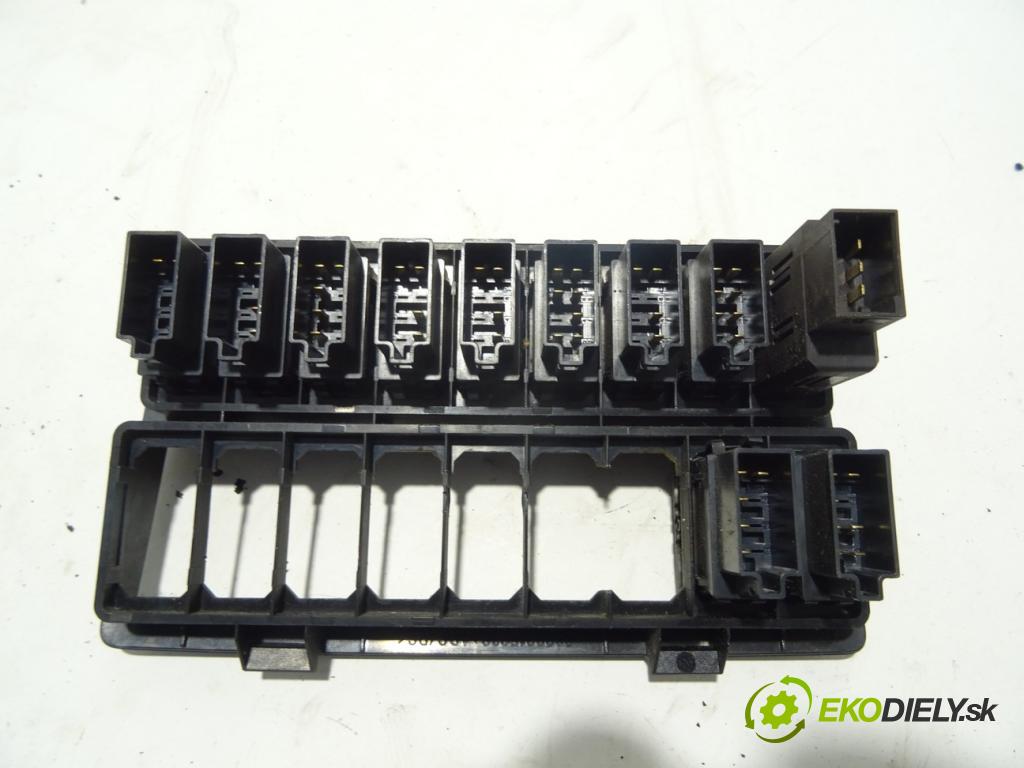 MAN TGX I 2006 - 2022    18.480  Panel prepínačov 81.61710.0031 (Prepínače, spínače, tlačidlá a ovládače kúrenia)