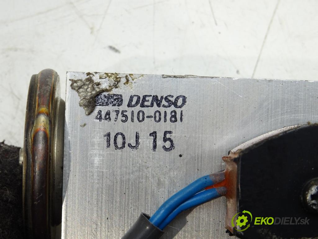 TOYOTA LAND CRUISER 200 (_J2_) 2007 - 2022    5.7 V8 (URJ200) 280 kW [381 KM] benzyna 2008 - 202  Ventil klimatizácie 447510-0181
