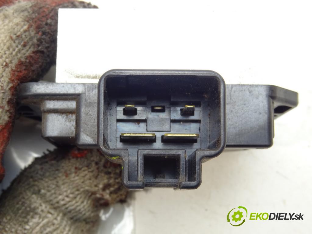 TOYOTA LAND CRUISER 200 (_J2_) 2007 - 2022    5.7 V8 (URJ200) 280 kW [381 KM] benzyna 2008 - 202  rezistor kúrenia 499300-2230