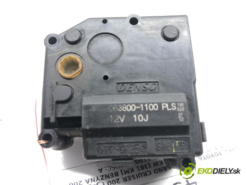 TOYOTA LAND CRUISER 200 (_J2_) 2007 - 2022    5.7 V8 (URJ200) 280 kW [381 KM] benzyna 2008 - 202  Motorček kúrenia 063800-1100 (Motorčeky kúrenia)