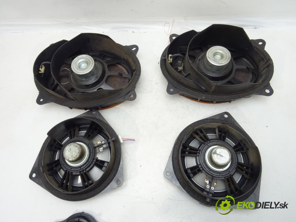 TOYOTA LAND CRUISER 200 (_J2_) 2007 - 2022    5.7 V8 (URJ200) 280 kW [381 KM] benzyna 2008 - 202  reproduktory JBL 861600WK90 861600WJ50