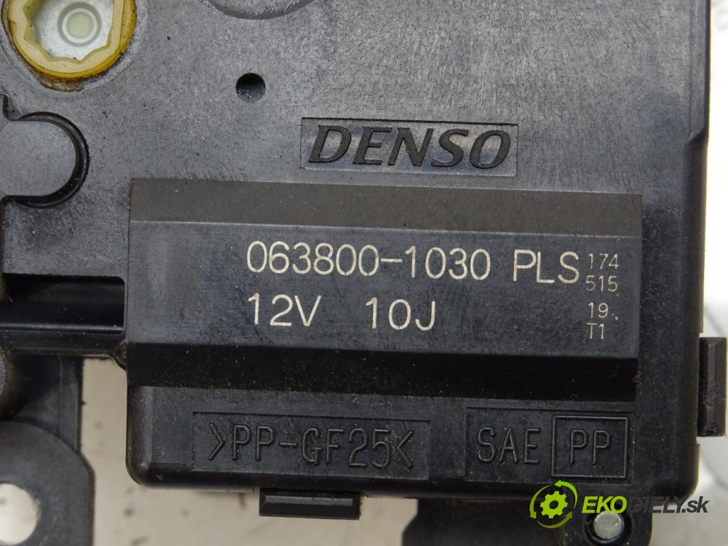 TOYOTA LAND CRUISER 200 (_J2_) 2007 - 2022    5.7 V8 (URJ200) 280 kW [381 KM] benzyna 2008 - 202  Motorček kúrenia 063800-1030 (Motorčeky kúrenia)