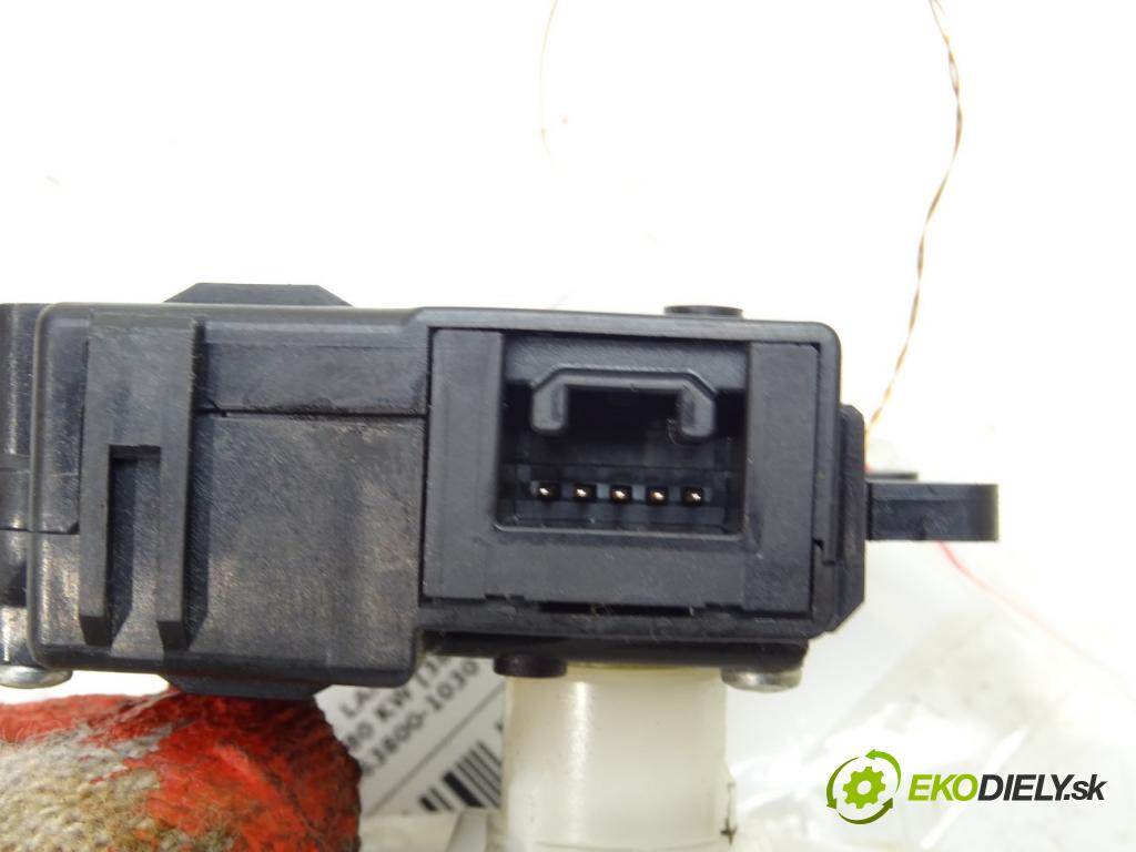 TOYOTA LAND CRUISER 200 (_J2_) 2007 - 2022    5.7 V8 (URJ200) 280 kW [381 KM] benzyna 2008 - 202  Motorček kúrenia 063800-1030 (Motorčeky kúrenia)