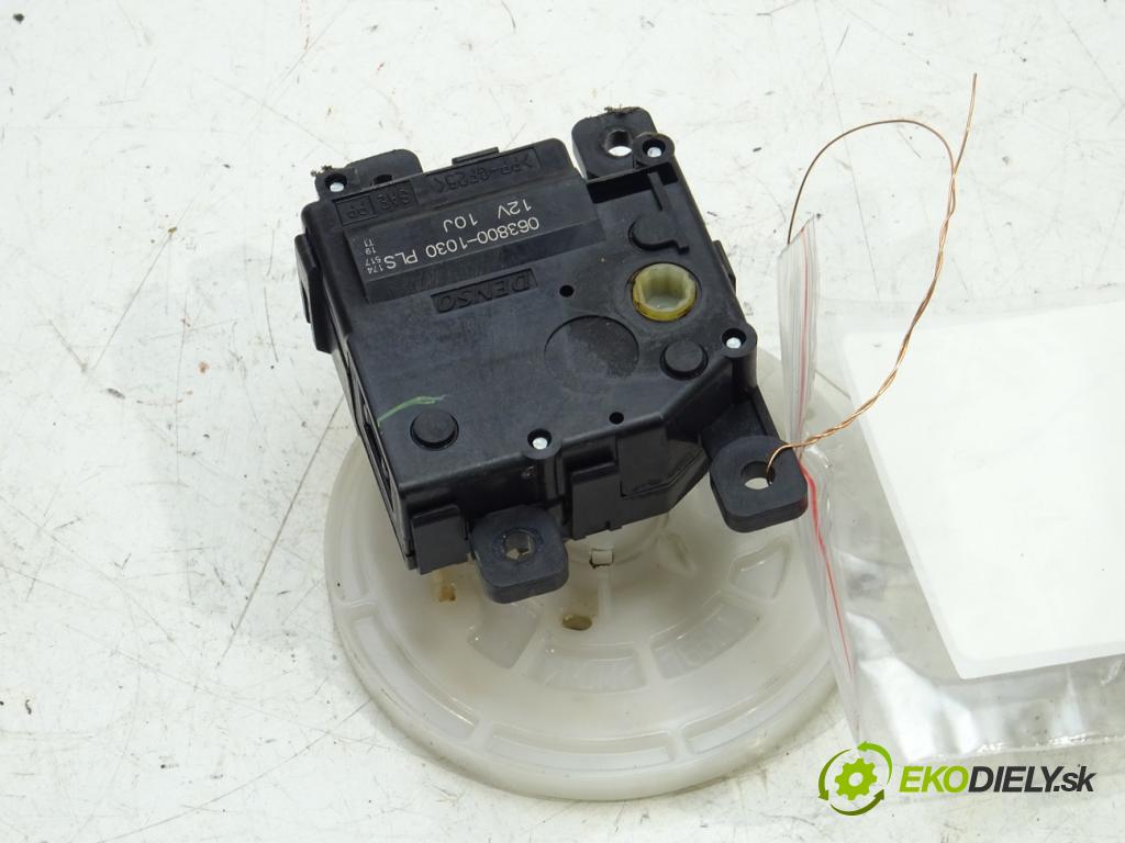 TOYOTA LAND CRUISER 200 (_J2_) 2007 - 2022    5.7 V8 (URJ200) 280 kW [381 KM] benzyna 2008 - 202  Motorček kúrenia 063800-1030 (Motorčeky kúrenia)