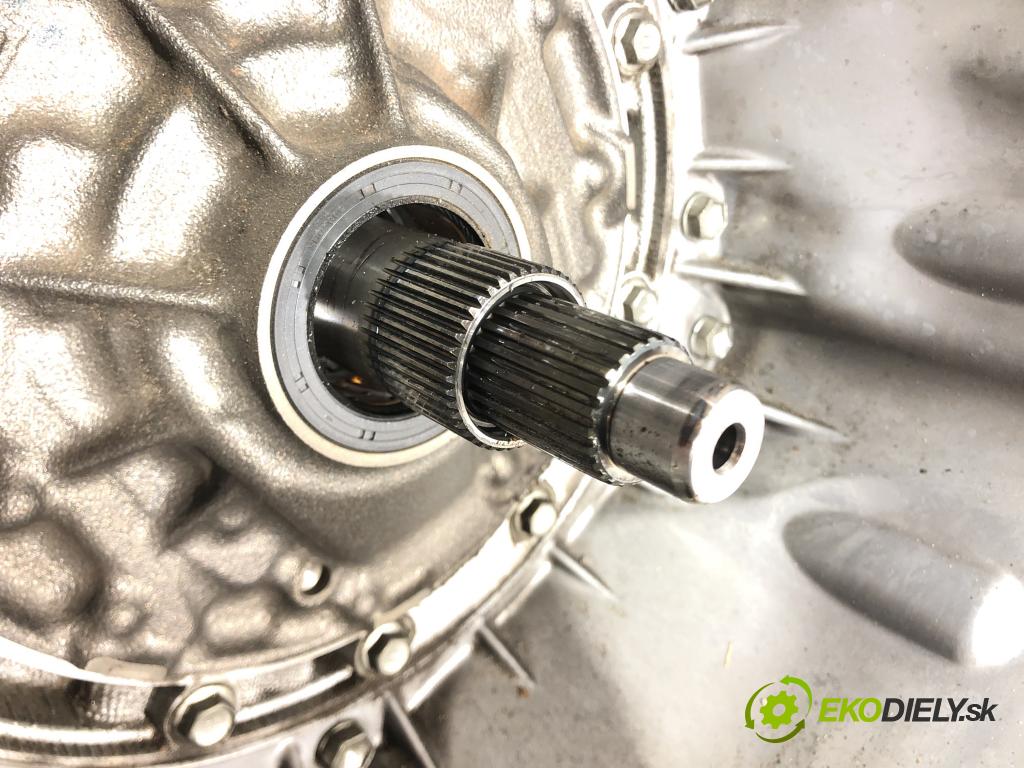 TOYOTA LAND CRUISER J20 samochód terenowy zamknięty 2008 280 kW 5.7 V8 (URJ200) 5663 převodovka 3501060C10 (Převodovka)