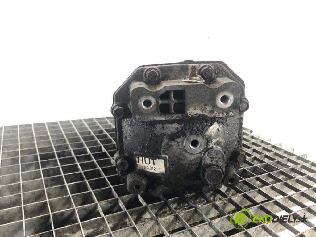 MITSUBISHI SPACE WAGON (N9_W, N8_W) 1998 - 2004    2.4 GDI 108 kW [147 KM] benzyna 2000 - 2004  Most zad ,diferenciál 3.312 (Zadné)