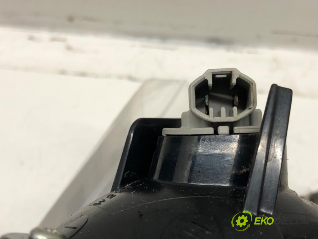 MAZDA 6 sedan (GH) 2007 - 2013    2.0 MZR (GHEFP) 108 kW [147 KM] benzyna 2007 - 201  Svetlo zad ľavá strana vnútorná  (Ostatné)