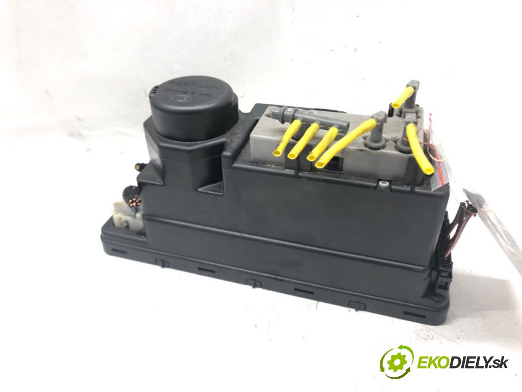 MERCEDES-BENZ KLASA E (W210) 1995 - 2003    E 200 CDI (210.007) 85 kW [116 KM] olej napędowy 1  pumpa centrálneho zámku 2108002648 (Riadiace jednotky centrálneho zámku)