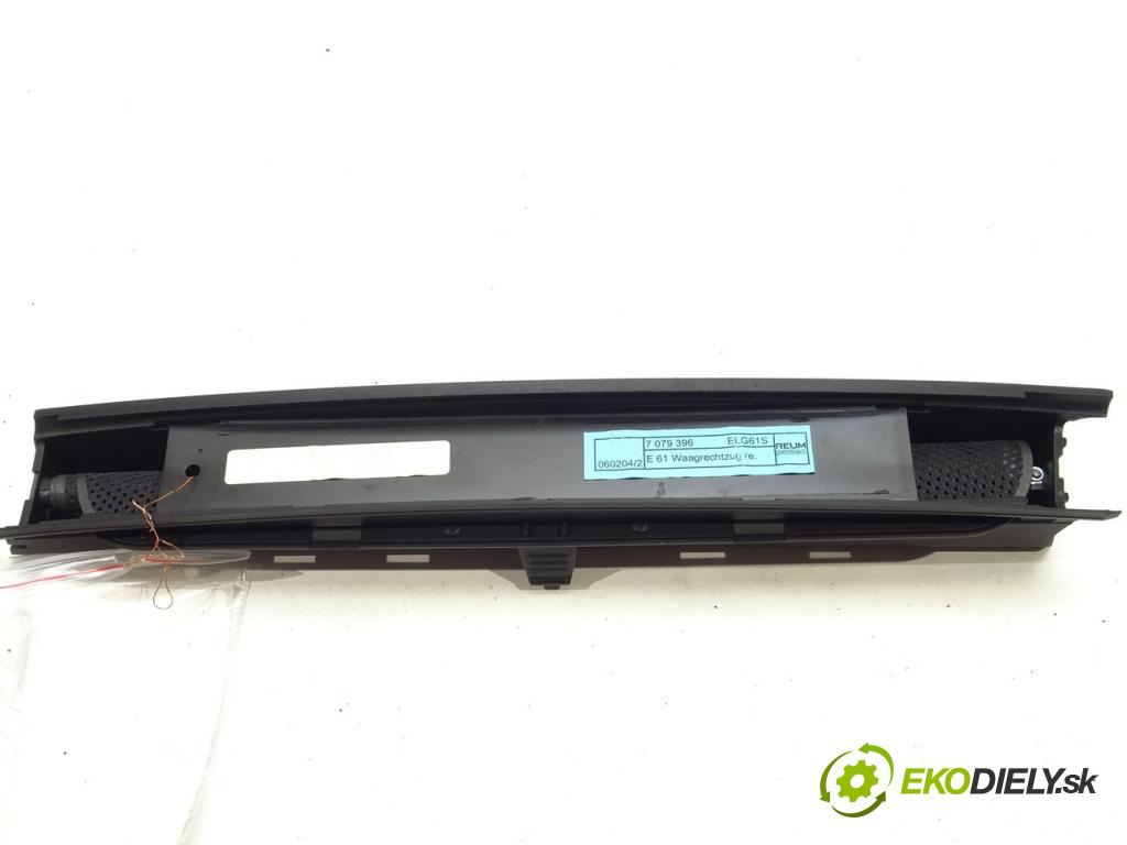 BMW 5 (E60) 2001 - 2010    545 i 245 kW [333 KM] benzyna 2003 - 2005  Roleta Dvere zad pravá 7079396 (Ostatné)