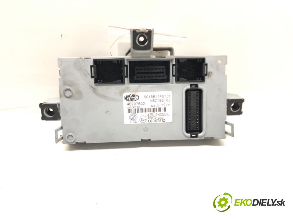 FIAT STILO (192_) 2001 - 2010    1.9 JTD (192_XF1A) 59 kW [80 KM] olej napędowy 200  modul BSI 46797602 (Pojistkové skříňky)