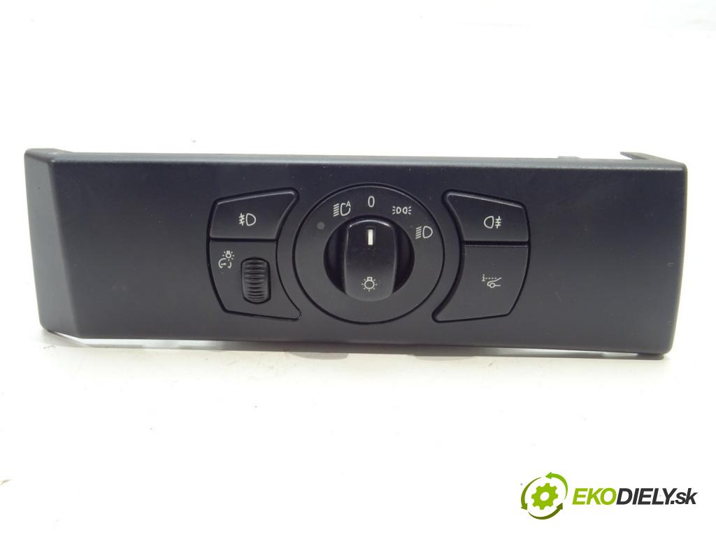 BMW 5 (E60) 2001 - 2010    545 i 245 kW [333 KM] benzyna 2003 - 2005  spínač přepínač světel 6925289