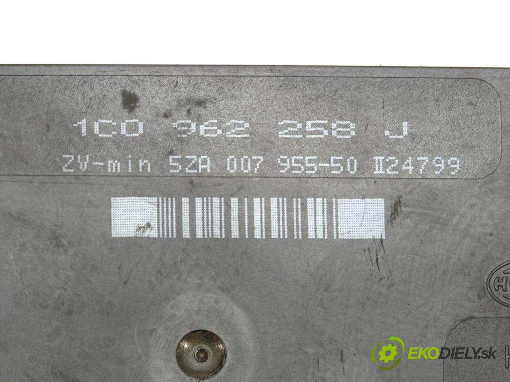 SKODA OCTAVIA I (1U2) 1996 - 2010    1.9 TDI 66 kW [90 KM] olej napędowy 1996 - 2010  Modul komfortu 1C0962258J (Moduly komfortu)