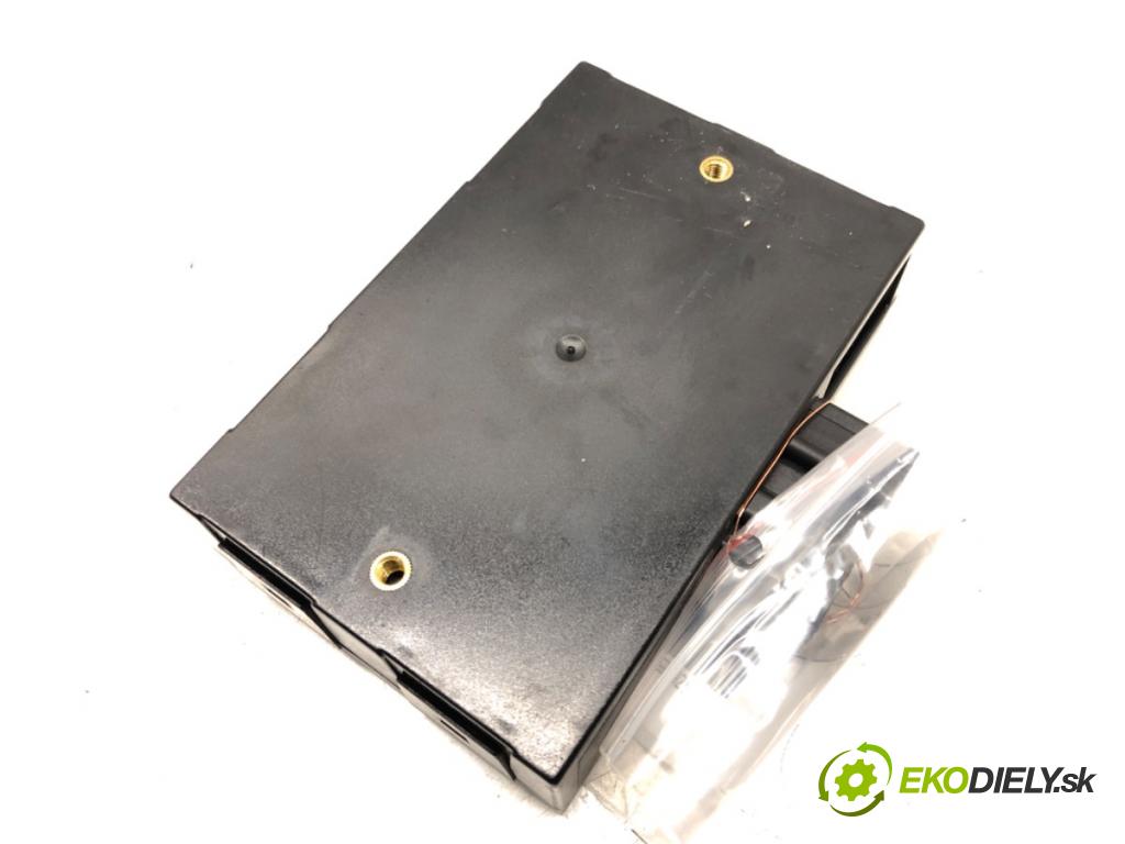 SKODA OCTAVIA I (1U2) 1996 - 2010    1.6 75 kW [102 KM] benzyna 2000 - 2010  Modul komfortu 0 (Moduly komfortu)