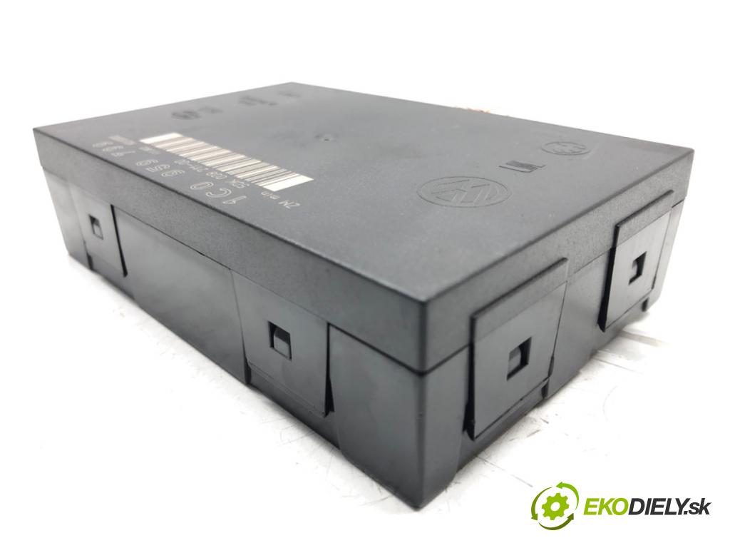 SKODA OCTAVIA I (1U2) 1996 - 2010    1.6 75 kW [102 KM] benzyna 2000 - 2010  Modul komfortu 0 (Moduly komfortu)