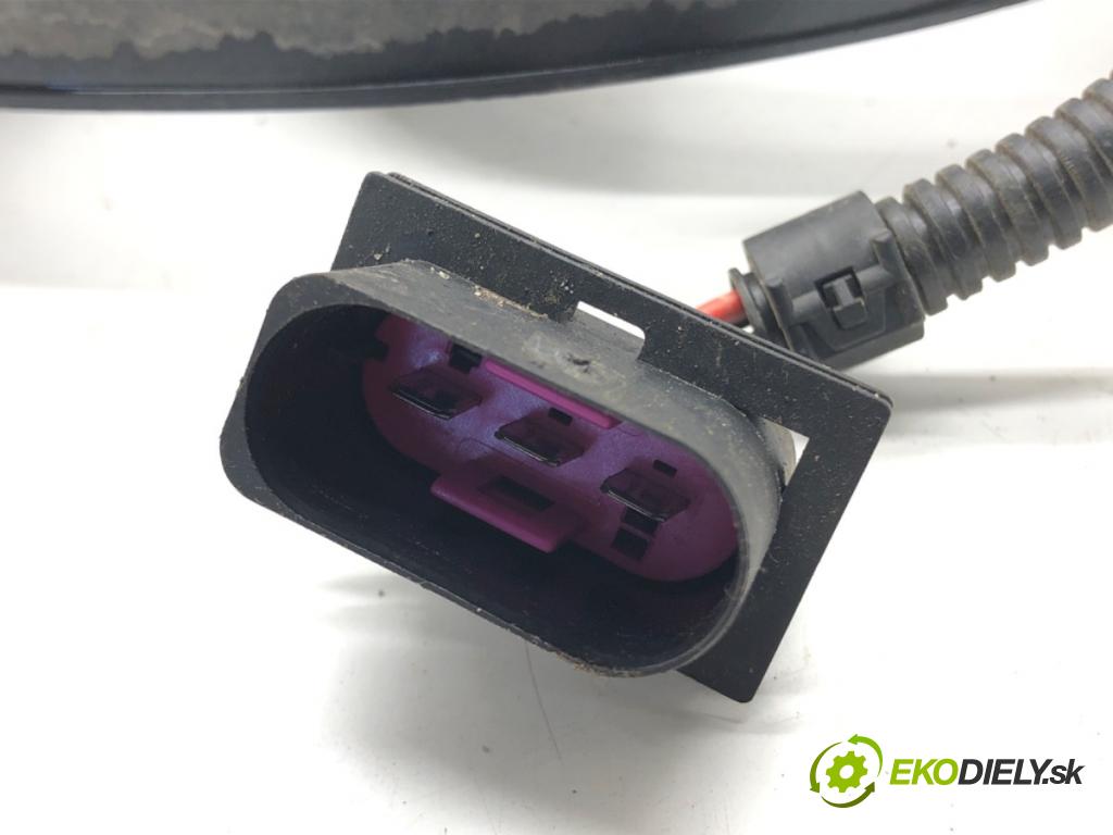 SKODA OCTAVIA I (1U2) 1996 - 2010    1.6 75 kW [102 KM] benzyna 2000 - 2010  Ventilátor chladiča 0 (Ventilátory)