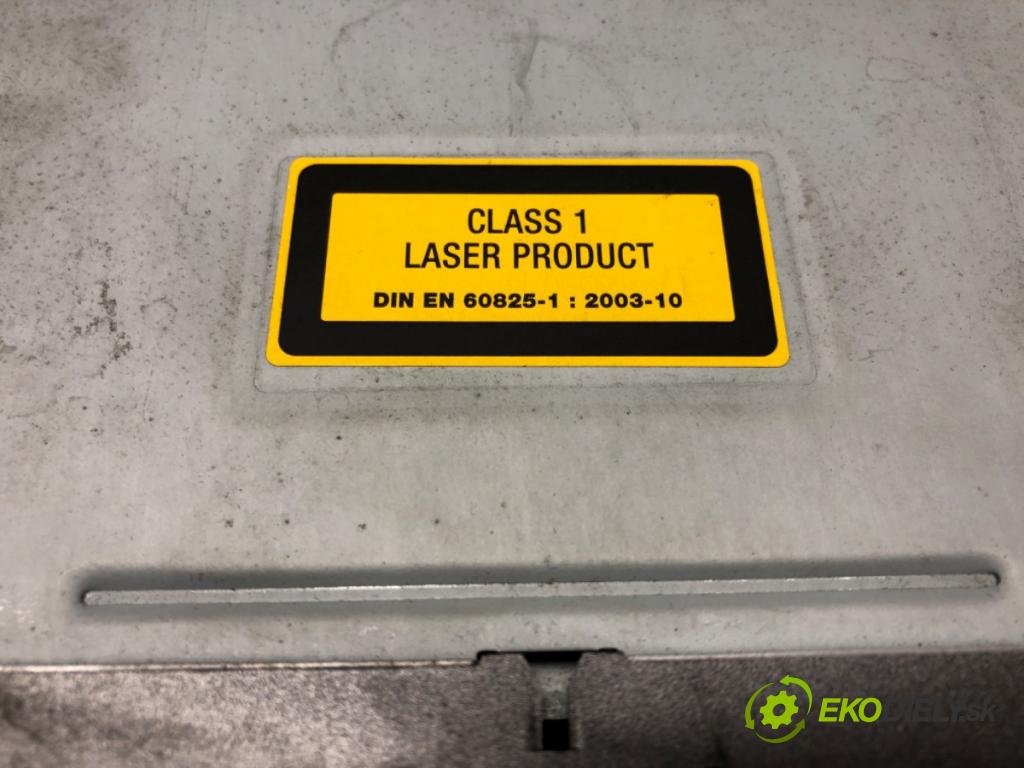 PEUGEOT 308 I (4A_, 4C_) 2007 - 2016    1.6 HDi 66 kW [90 KM] olej napędowy 2007 - 2014  RADIO Navigácia 96661987XH (Audio zariadenia)