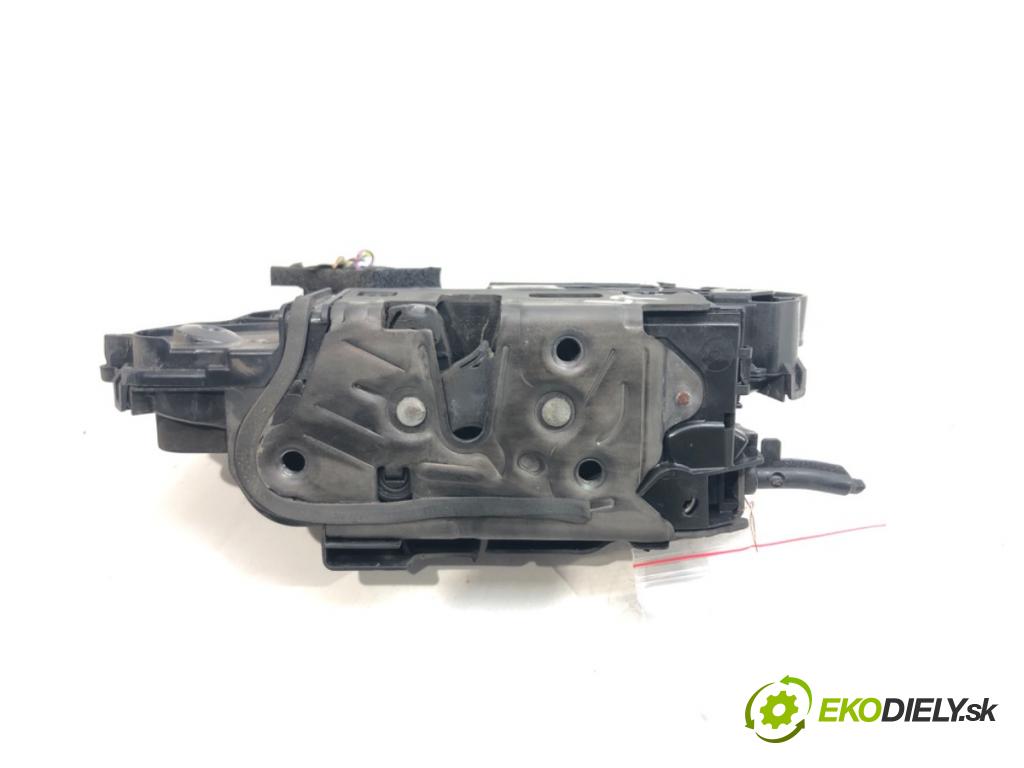 SKODA RAPID (NH3, NK3, NK6) 2012 - 2022    1.6 TDI 85 kW [115 KM] olej napędowy 2015 - 2019  zámok přední část levý 5TB837015A