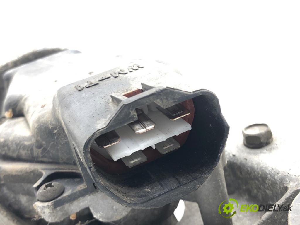 HONDA CR-V I (RD) 1995 - 2002    2.0 16V 4WD (RD1, RD3) 108 kW [147 KM] benzyna 199  Mechanizmus stieračov predný  (Motorčeky stieračov predné)