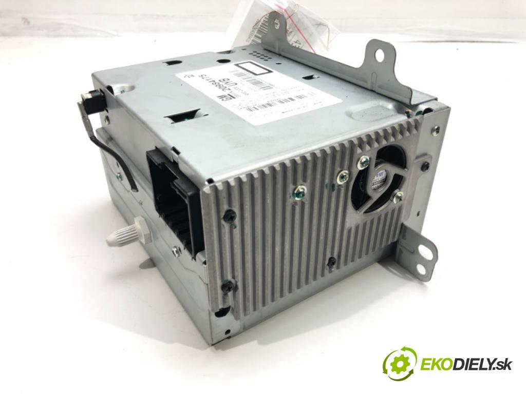 OPEL ASTRA J (P10) 2009 - 2015    1.3 CDTI (68) 70 kW [95 KM] olej napędowy 2009 - 2  RADIO 20984175 (Audio zariadenia)