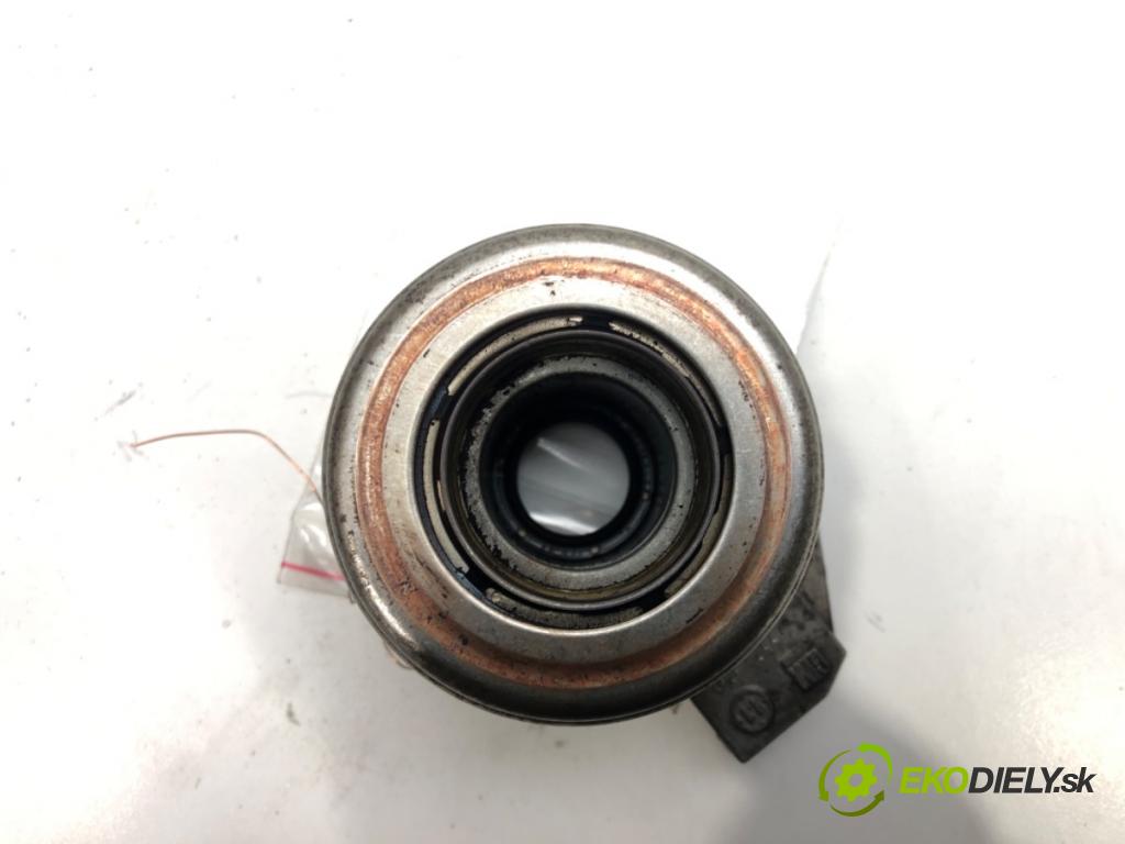 OPEL ASTRA J (P10) 2009 - 2015    1.3 CDTI (68) 70 kW [95 KM] olej napędowy 2009 - 2  Spojkový valec pumpa spojky  (Valce a ložiská)