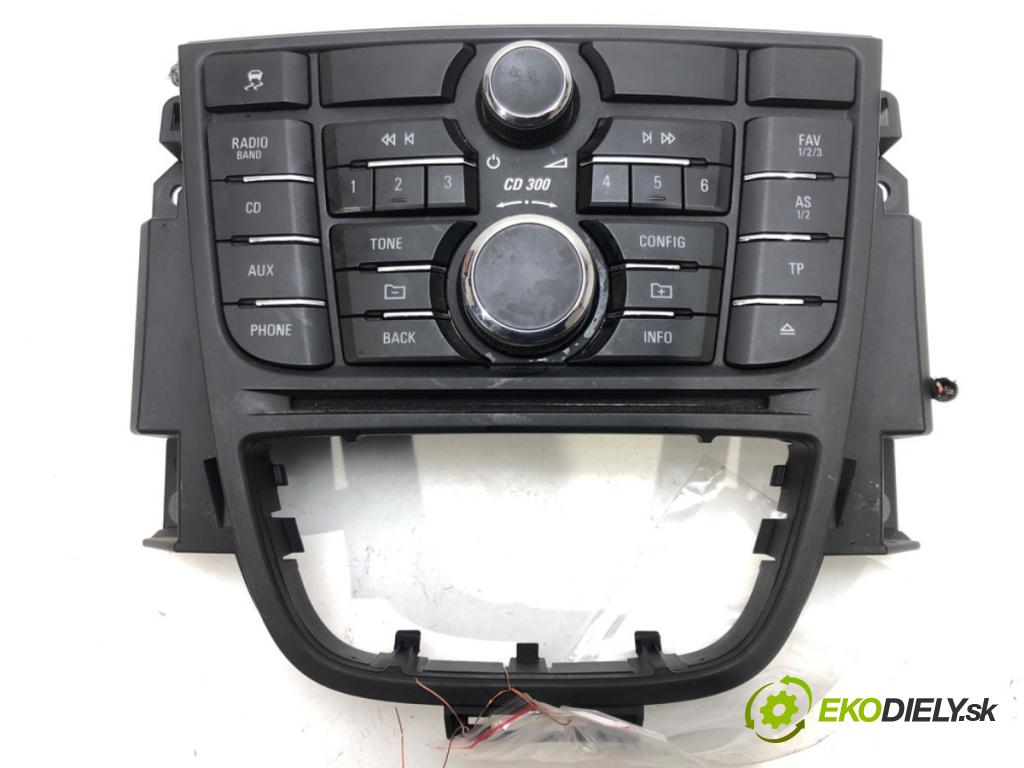 OPEL ASTRA J (P10) 2009 - 2015    1.3 CDTI (68) 70 kW [95 KM] olej napędowy 2009 - 2  Panel ovládania radia 13346049 (Prepínače, spínače, tlačidlá a ovládače kúrenia)