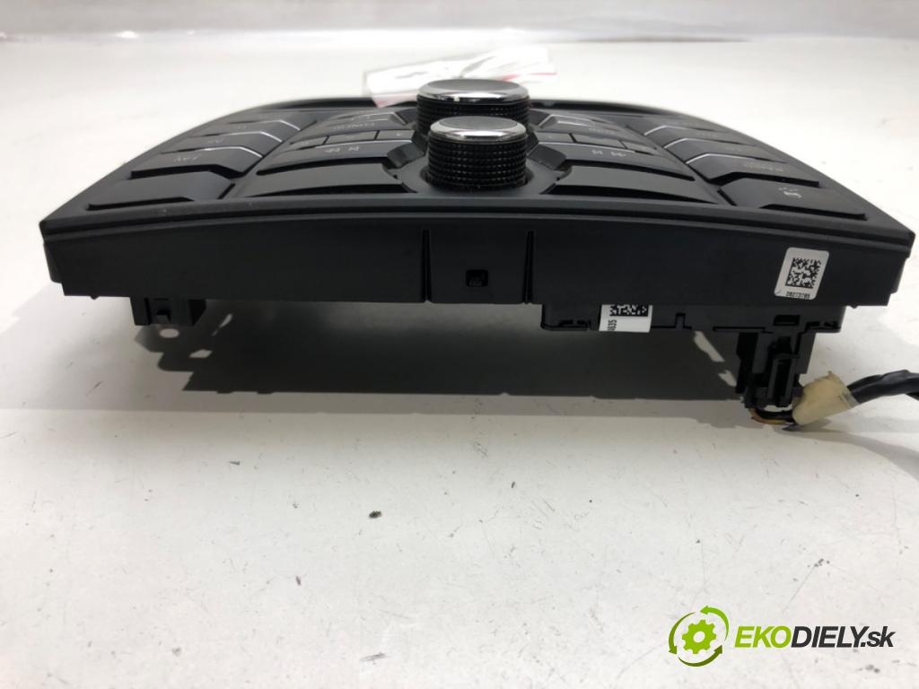 OPEL ASTRA J (P10) 2009 - 2015    1.3 CDTI (68) 70 kW [95 KM] olej napędowy 2009 - 2  Panel ovládaní radia 13346049 (Ovládaní topení a přepínače)