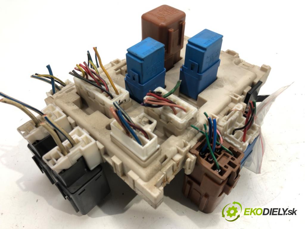 NISSAN PRIMERA (P12) 2002 - 2022    1.9 dCi 88 kW [120 KM] olej napędowy 2003 - 2007  Modul komfortu 24350AV700 (Moduly komfortu)