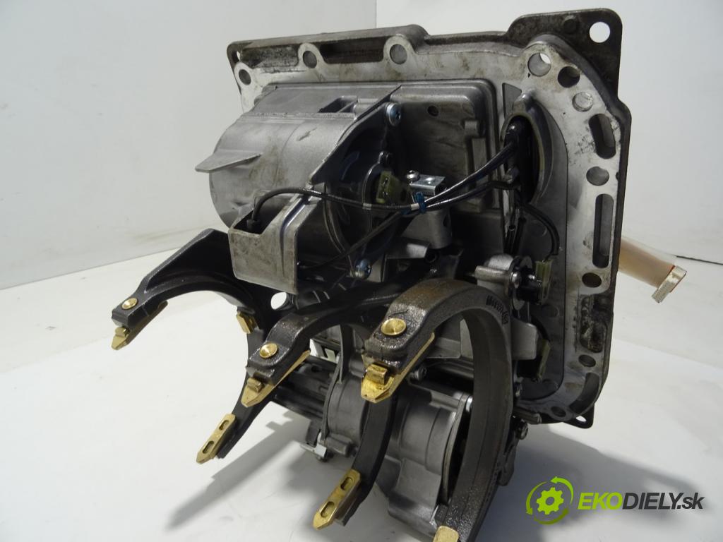 RENAULT TRUCKS T 2013 - 2022    460P LOW  Kulisa prevodovky 4213674206 (Rýchlostné páky / kulisy)