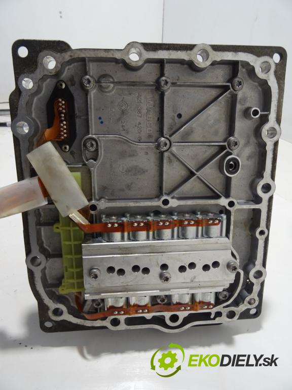 RENAULT TRUCKS T 2013 - 2022    460P LOW  Kulisa prevodovky 4213674206 (Rýchlostné páky / kulisy)