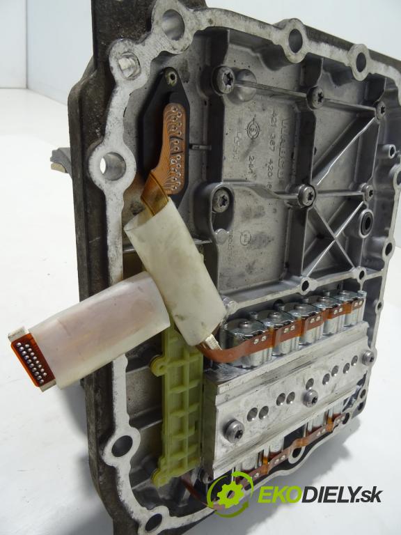 RENAULT TRUCKS T 2013 - 2022    460P LOW  Kulisa prevodovky 4213674206 (Rýchlostné páky / kulisy)