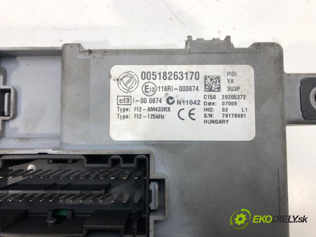 FIAT GRANDE PUNTO (199_) 2005 - 2022    1.4 (199AXB11, 199AXB1A, 199BXB1A, 199AXL1A) 57 kW  Modul BSI 00518263170 (Poistkové skrinky)