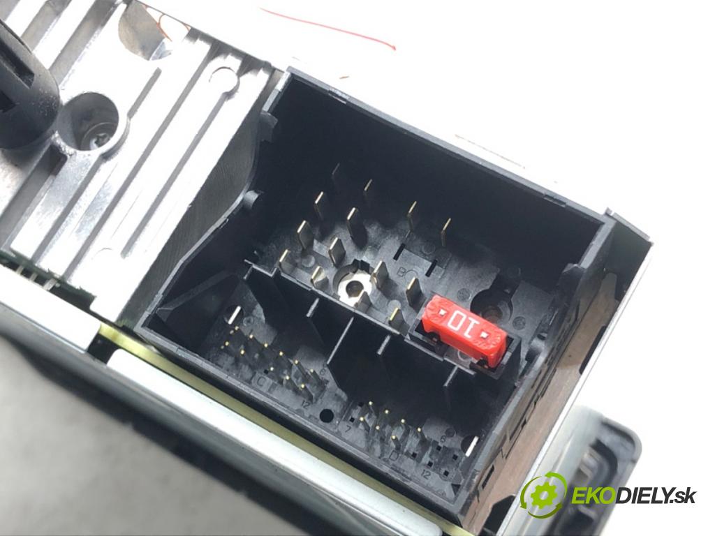 RENAULT SCÉNIC III (JZ0/1_) 2008 - 2022    1.5 dCi (JZ02, JZ0R) 70 kW [95 KM] olej napędowy 2  RADIO 281150743R (Audio zariadenia)