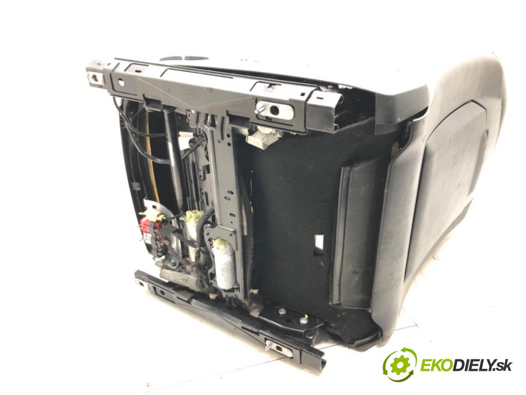 AUDI A8 D3 (4E2, 4E8) 2002 - 2010    3.0 TDI quattro 171 kW [233 KM] olej napędowy 2003  Sedadlo ľavy  (Sedačky, sedadlá)