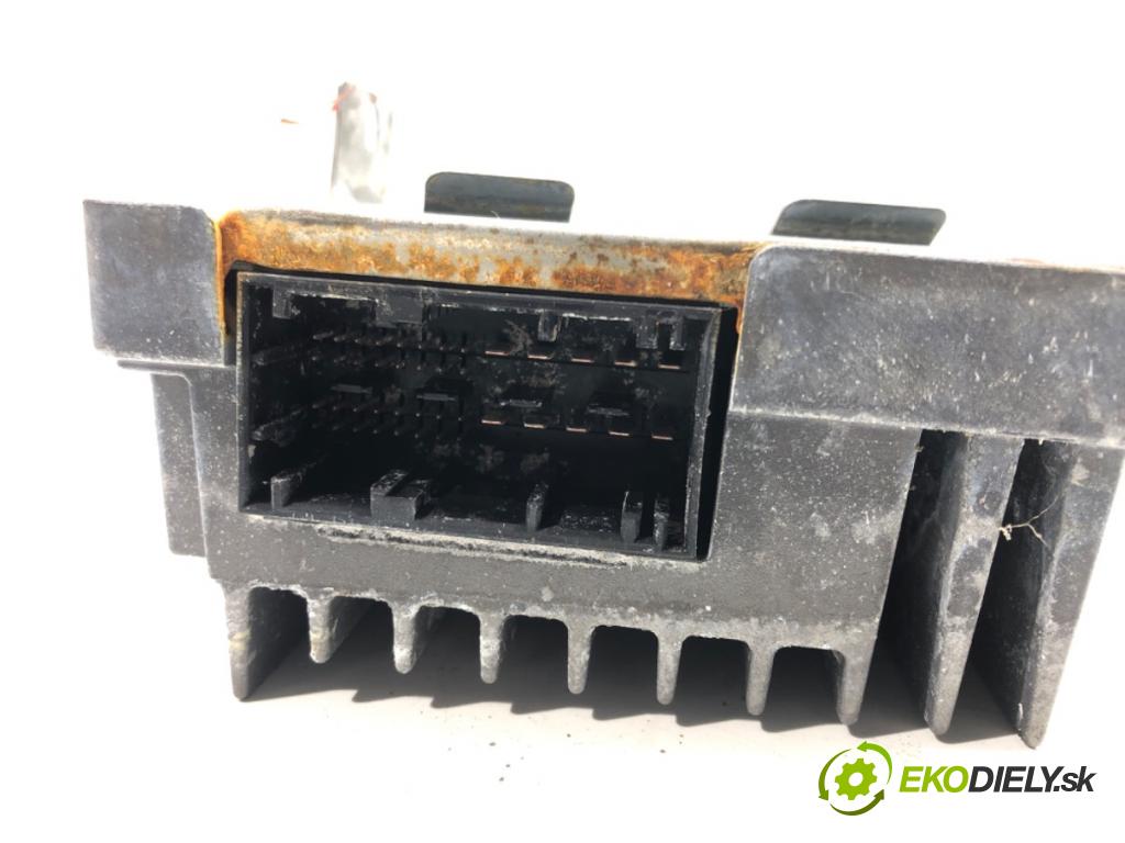 BMW 3 Gran Turismo (F34) 2012 - 2022    318 d 105 kW [143 KM] olej napędowy 2013 - 2015  Zosilňovač 9383969 (Zosilňovače)