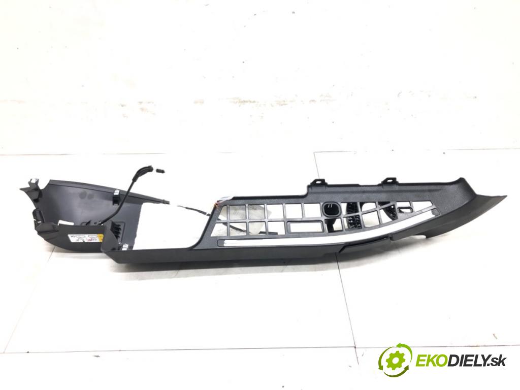 BMW 3 Gran Turismo (F34) 2012 - 2022    318 d 105 kW [143 KM] olej napędowy 2013 - 2015  Obal Clona kufra pravá 7295591
