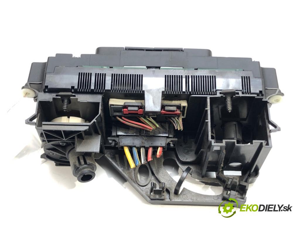 VW GOLF PLUS V (5M1, 521) 2004 - 2013    1.6 75 kW [102 KM] benzyna 2005 - 2013  Panel ovládania kúrenia 5M1820045A (Prepínače, spínače, tlačidlá a ovládače kúrenia)