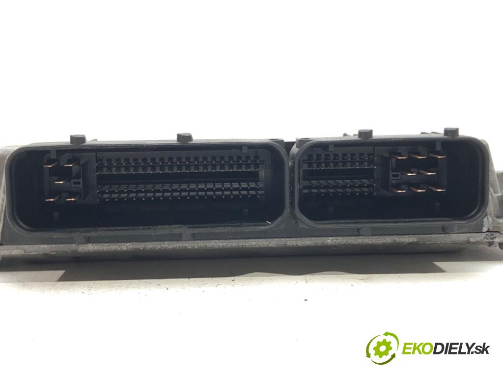VW GOLF PLUS V (5M1, 521) 2004 - 2013    1.6 75 kW [102 KM] benzyna 2005 - 2013  riadiaca jednotka Motor 06A906033DC (Riadiace jednotky)