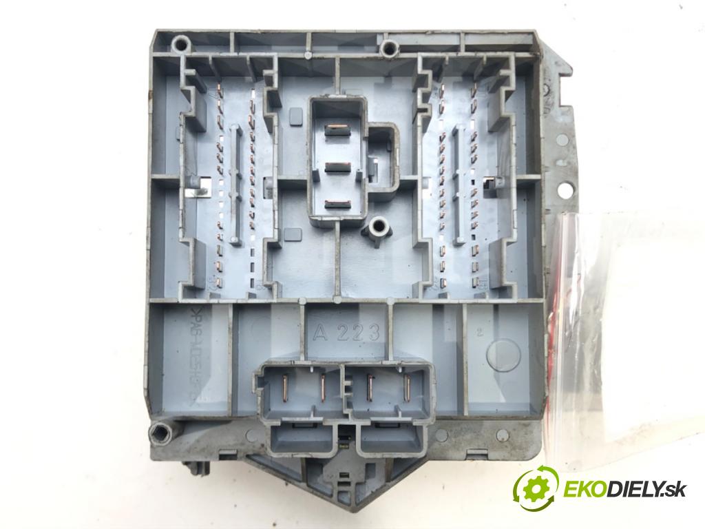 ALFA ROMEO 147 (937_) 2000 - 2010    1.9 JTD 16V (937.AXG1B, 937.BXG1B) 103 kW [140 KM]  modul BSI 46558760 (Pojistkové skříňky)