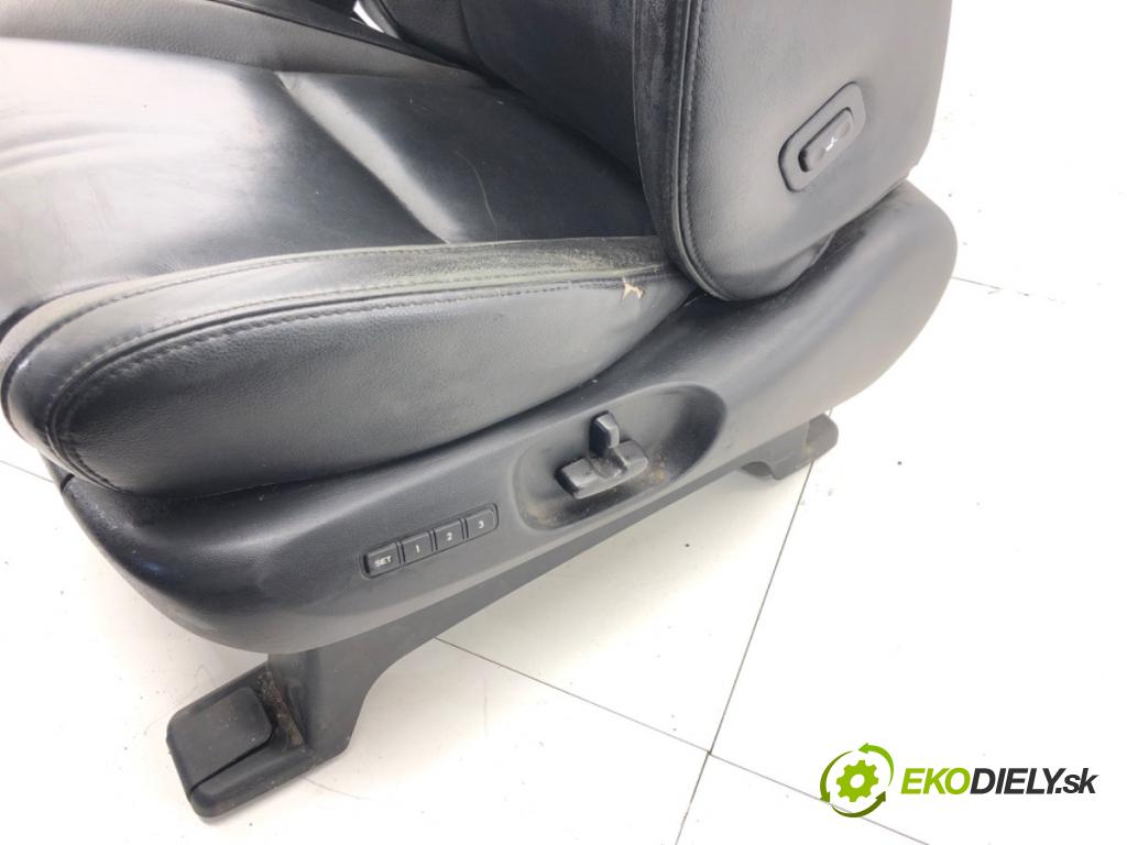 MAZDA CX-9 (TB) 2006 - 2022    3.7 201 kW [273 KM] benzyna 2012 - 2022  Sedadlo ľavy  (Sedačky, sedadlá)