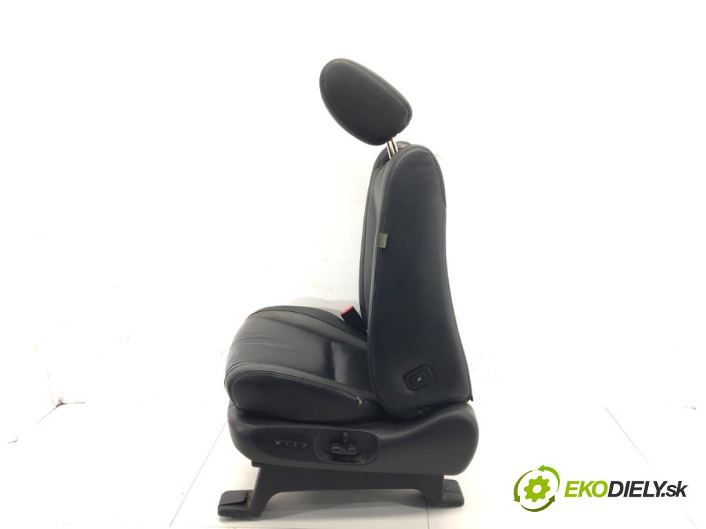 MAZDA CX-9 (TB) 2006 - 2022    3.7 201 kW [273 KM] benzyna 2012 - 2022  Sedadlo ľavy  (Sedačky, sedadlá)