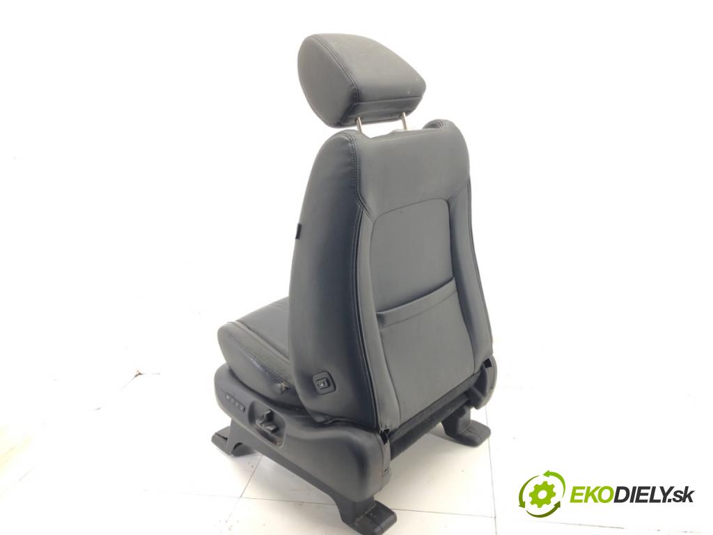 MAZDA CX-9 (TB) 2006 - 2022    3.7 201 kW [273 KM] benzyna 2012 - 2022  Sedadlo ľavy  (Sedačky, sedadlá)